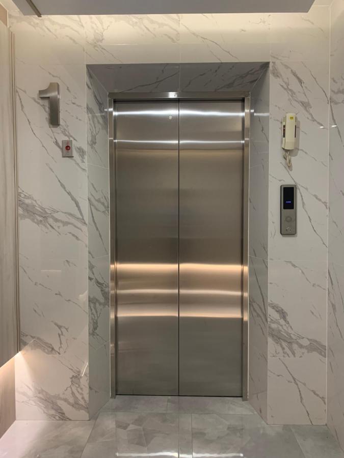 Thana Wisut Hotel Bangkok Kültér fotó