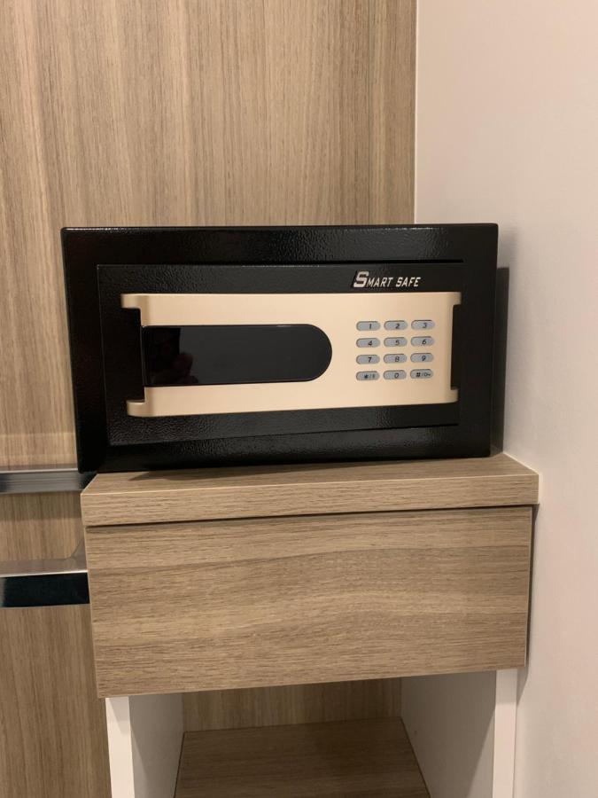 Thana Wisut Hotel Bangkok Kültér fotó
