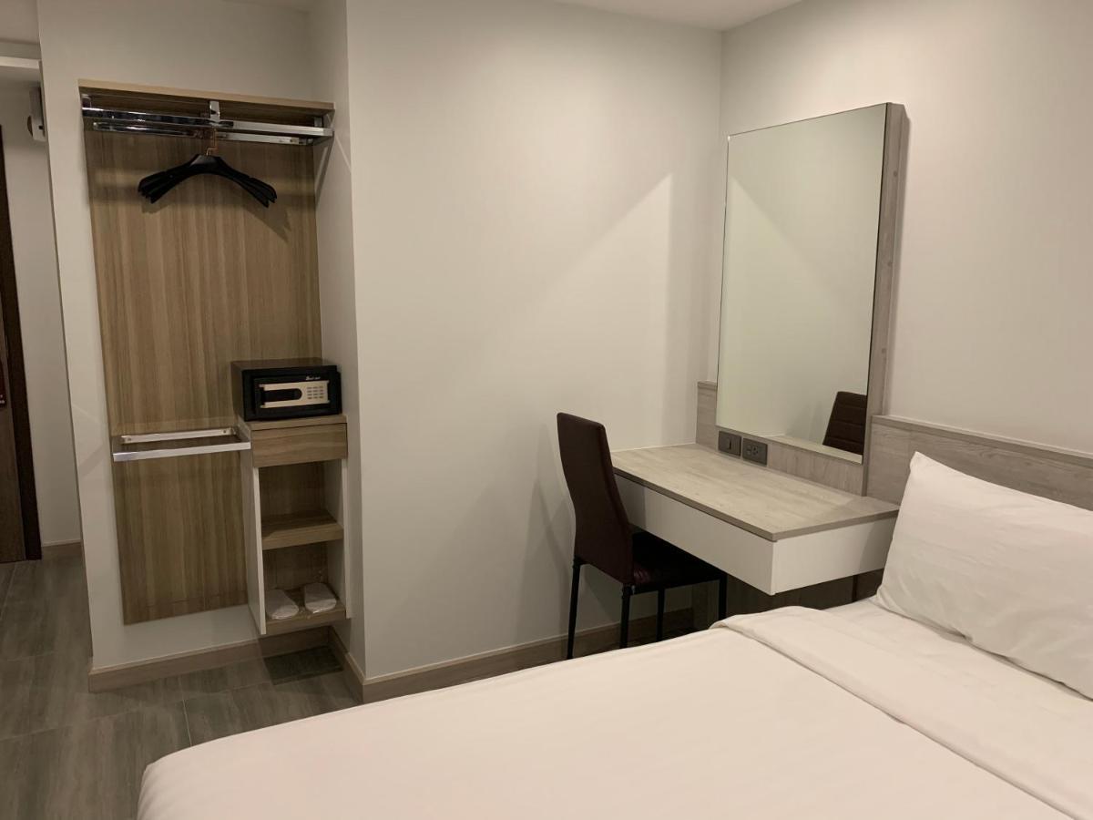 Thana Wisut Hotel Bangkok Kültér fotó